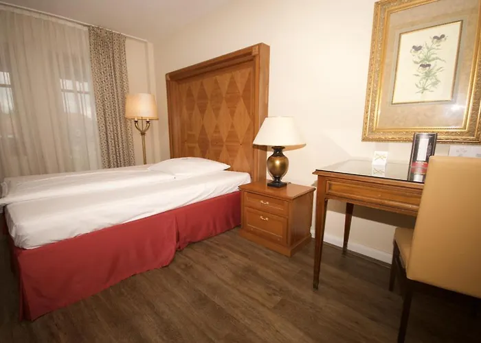 Gaestehaus Bavaria Casa de hóspedes 4*